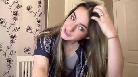 Olivia Rose online show from March 2, 12:04 am