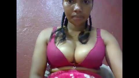 loveinlife750427 online show from February 19, 3:33 pm