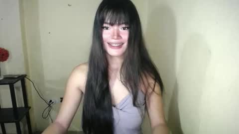 lovelily_xoxo online show from January 18, 7:56 pm