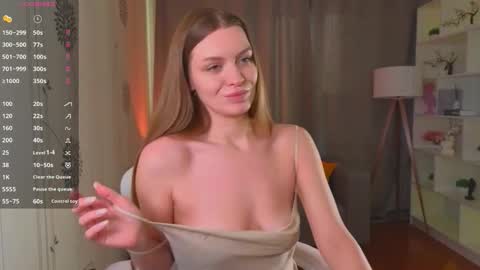 Laura online show from February 25, 11:36 am