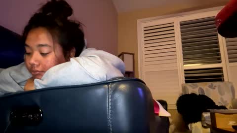 Love online show from December 16, 12:59 am