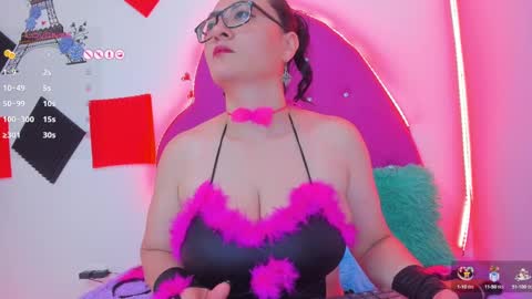 Amy online show from March 4, 11:54 pm