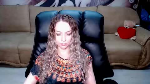 private open online show from April 29, 4:01 pm