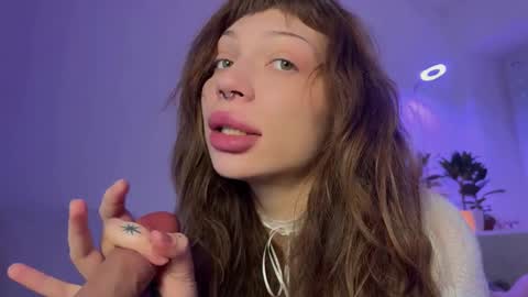 Elsa online show from November 24, 6:01 am