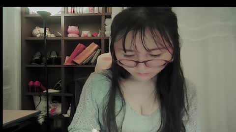 DANA KIM online show from February 28, 4:22 pm