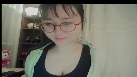 DANA KIM online show from March 21, 3:38 pm