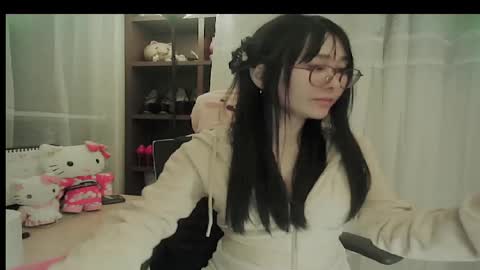 DANA KIM online show from January 10, 2:44 pm