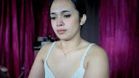 LOVE online show from May 3, 6:14 pm
