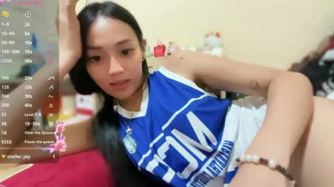 lovely_leah23 online show from June 28, 8:49 pm