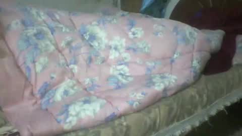 katrina follow me guys online show from December 31, 1:57 am