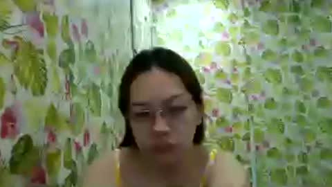 lovelyasiancutie online show from August 2, 7:37 pm