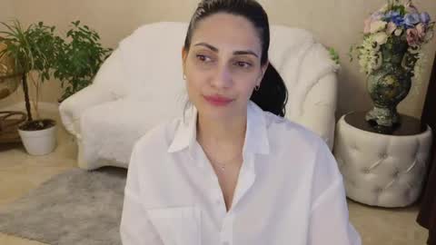 Beatrice online show from March 23, 11:04 am