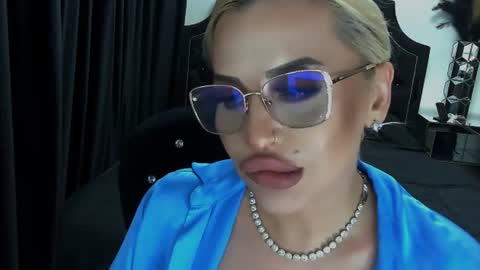 PrAllinXXXa online show from June 17, 11:32 pm