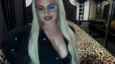 PrAllinXXXa online show from April 22, 10:17 pm