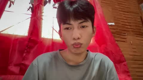 lovelyboy_jm online show from May 9, 1:55 am