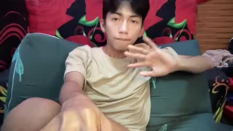 lovelyboy_jm online show from May 18, 4:07 am