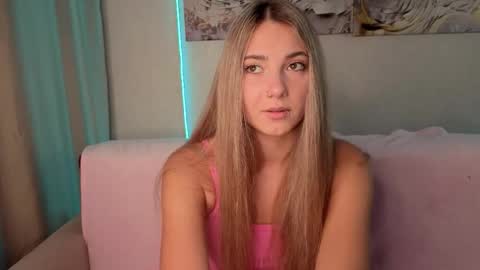 lovelygracee online show from March 10, 3:27 pm