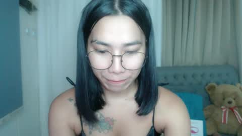 lovelymae18 online show from July 6, 7:16 am