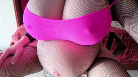 LovelySelina online show from January 8, 9:48 am