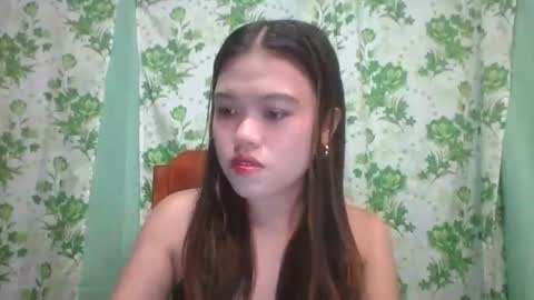 lovemae352295 online show from December 30, 1:36 pm