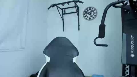 kevin online show from February 11, 1:10 am