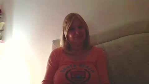 Marlyn online show from January 3, 10:19 pm