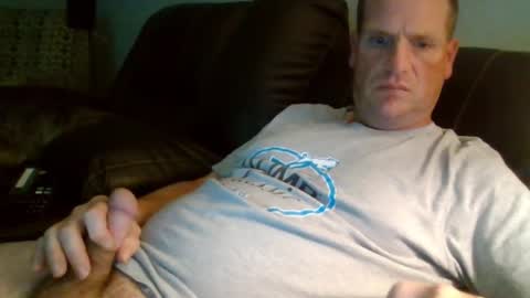 Snapshot of lovetocum37 chatting on September 11, 3:08 am lovetocum37 online show from September 11, 3:08 am