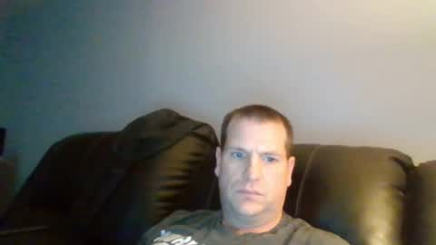 Snapshot of lovetocum37 chatting on January 18, 4:42 pm lovetocum37 online show from January 18, 4:42 pm