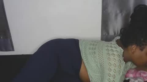 loveytiana online show from December 16, 7:15 am