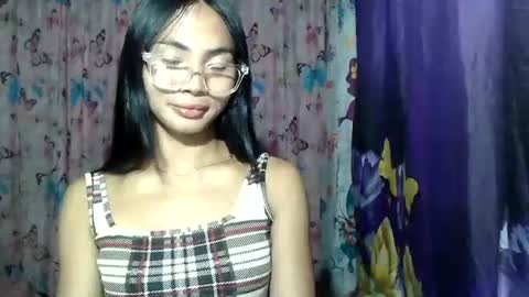 loving_rhean online show from July 4, 11:03 am