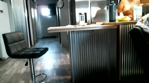 lovingcouple1969 online show from July 18, 1:46 pm