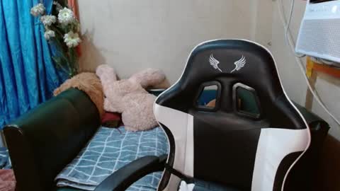 Marie online show from July 21, 11:12 am