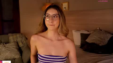  ---Goys incredible photographs online show from December 1, 1:09 pm