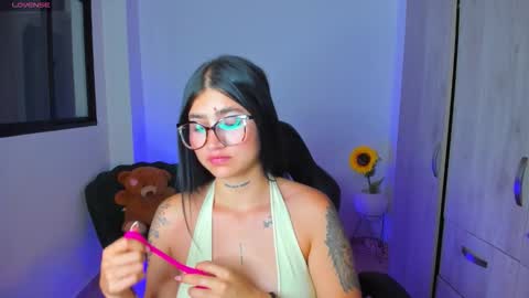 Luana online show from March 24, 12:00 pm