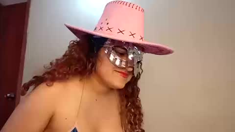 Snapshot of luanapowerful chatting on October 16, 3:22 pm luanapowerful online show from October 16, 3:22 pm