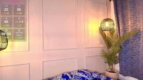 lUAN online show from February 4, 12:42 pm