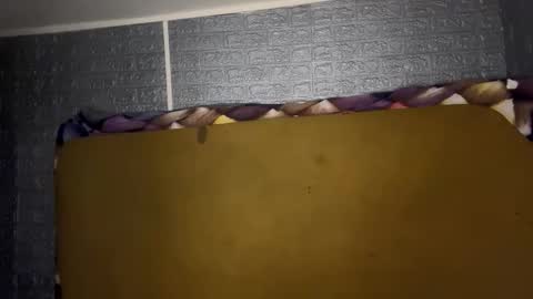 luannaescorza online show from March 8, 2:04 am