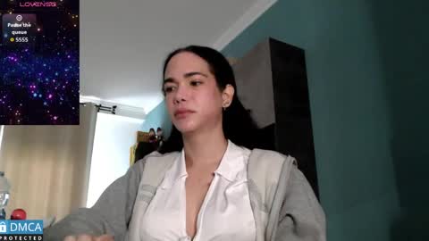 luara_ online show from April 14, 7:55 am