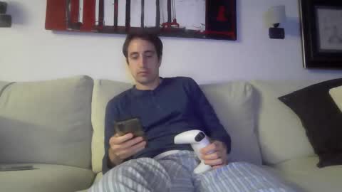 Luca online show from October 30, 8:09 pm