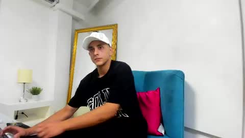 Luca  Gael online show from June 13, 10:53 pm