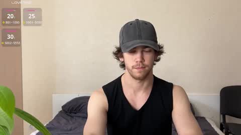 Luca S online show from October 15, 10:38 am