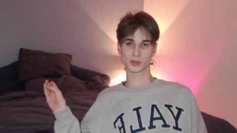 lucacharm online show from January 18, 10:49 pm