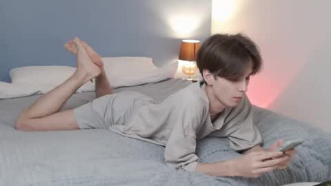 lucacharm online show from February 21, 12:05 am