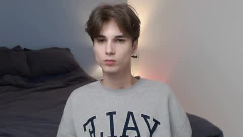 lucacharm online show from February 16, 5:15 pm