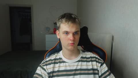 Lucas Gill online show from September 23, 3:00 am