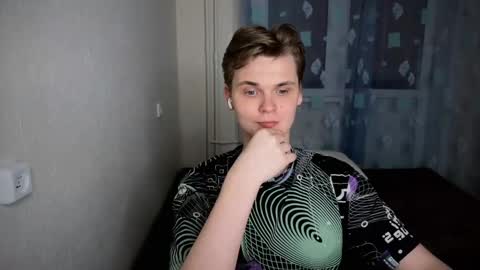 Lucas Gill online show from December 9, 12:19 pm