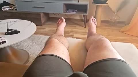 Snapshot of lucas_j_31 chatting on October 16, 11:43 am lucas_j_31 online show from October 16, 11:43 am