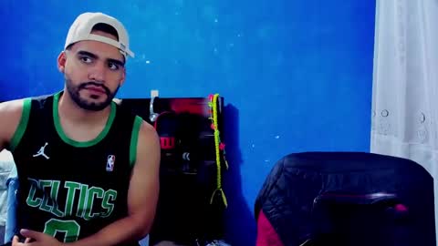 Snapshot of lucas_jewel chatting on December 29, 12:45 pm lucas_jewel online show from December 29, 12:45 pm