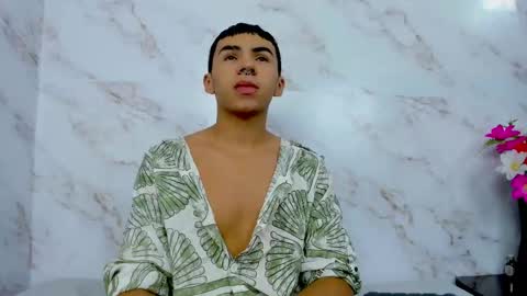 Lucas online show from November 12, 11:45 am
