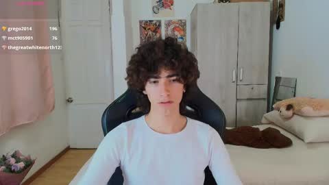 lucas_xo online show from February 3, 6:40 am